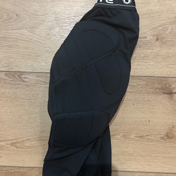 Goalkeeper padded compression leggings - Picture 2 of 4